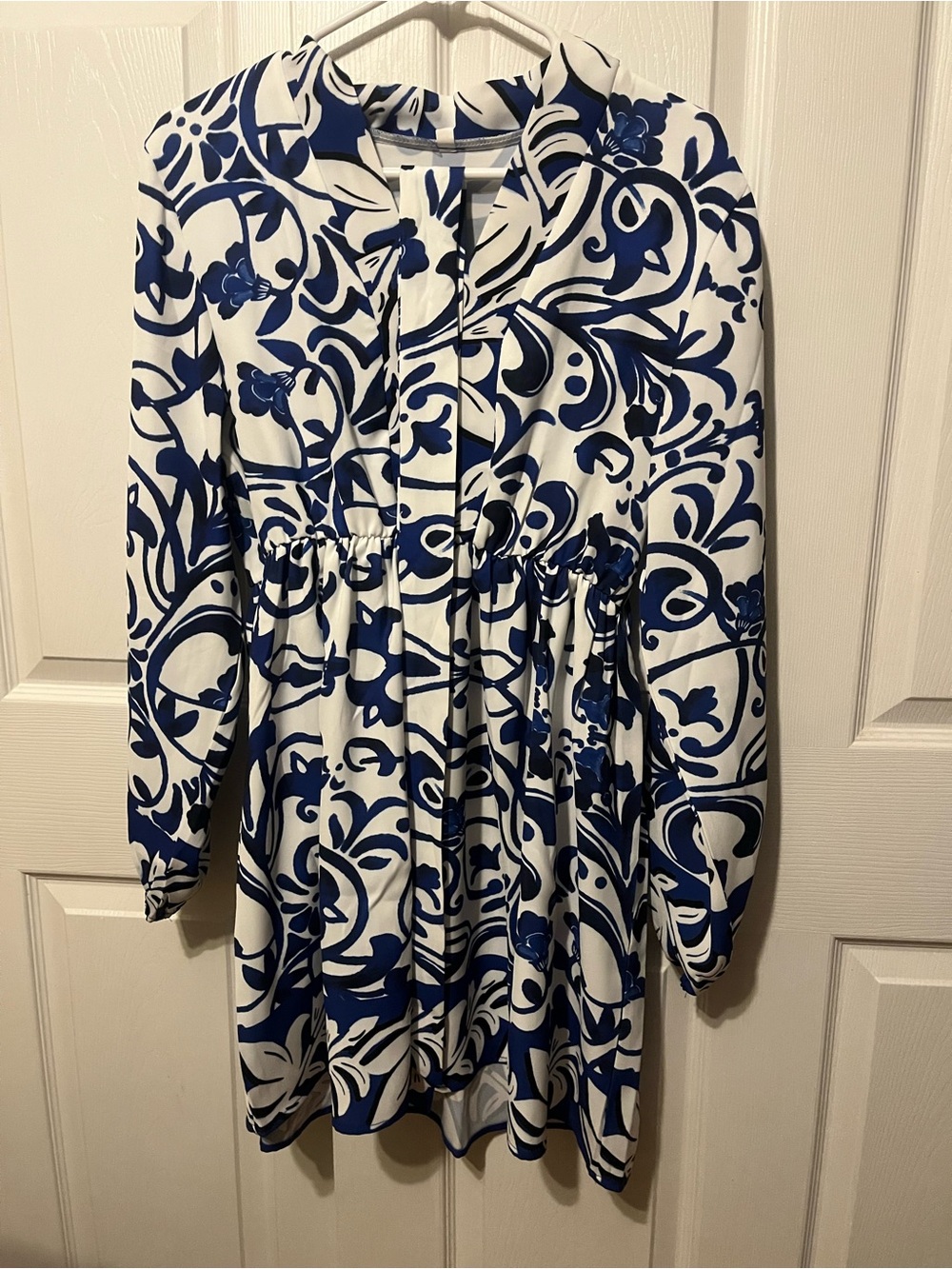 SHEIN White and Blue Floral Print Mini Dress